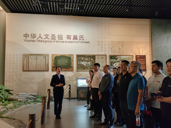 境尚净美党支部组织赴渡江战役纪念馆、安徽名人馆开展主题党日活动