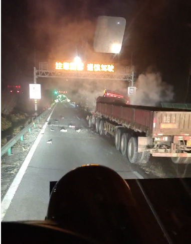 驾驶员曾理 吴谋贵 挺身而出尽显责任担当(图2)